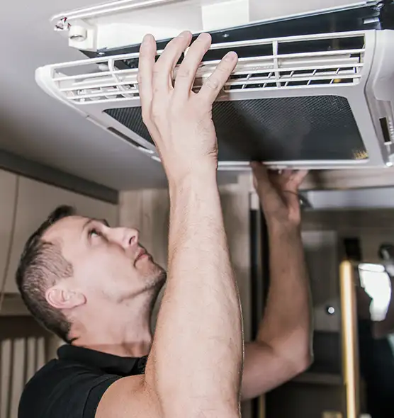  Professional Licensed And Insured Cleaners in Tamiami, FL